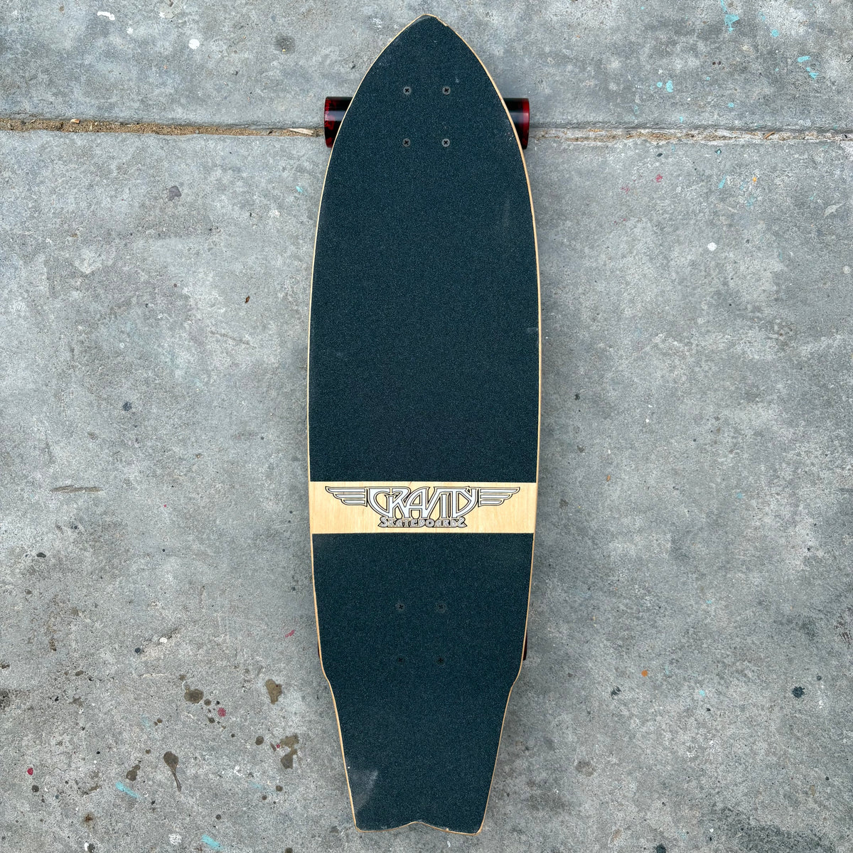 Gravity Fish Tail Cruiser Skateboard Complete 9.75”