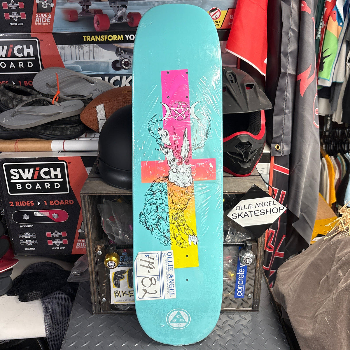 WELCOME SKATEBOARDS
Jack Magick on Phoenix Skateboard Deck 8”